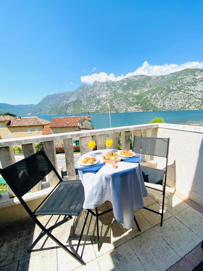 Villa Blanca Risan Buitenkant foto