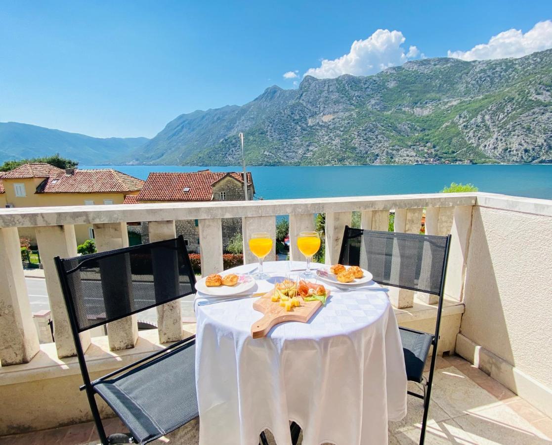 Villa Blanca Risan Buitenkant foto