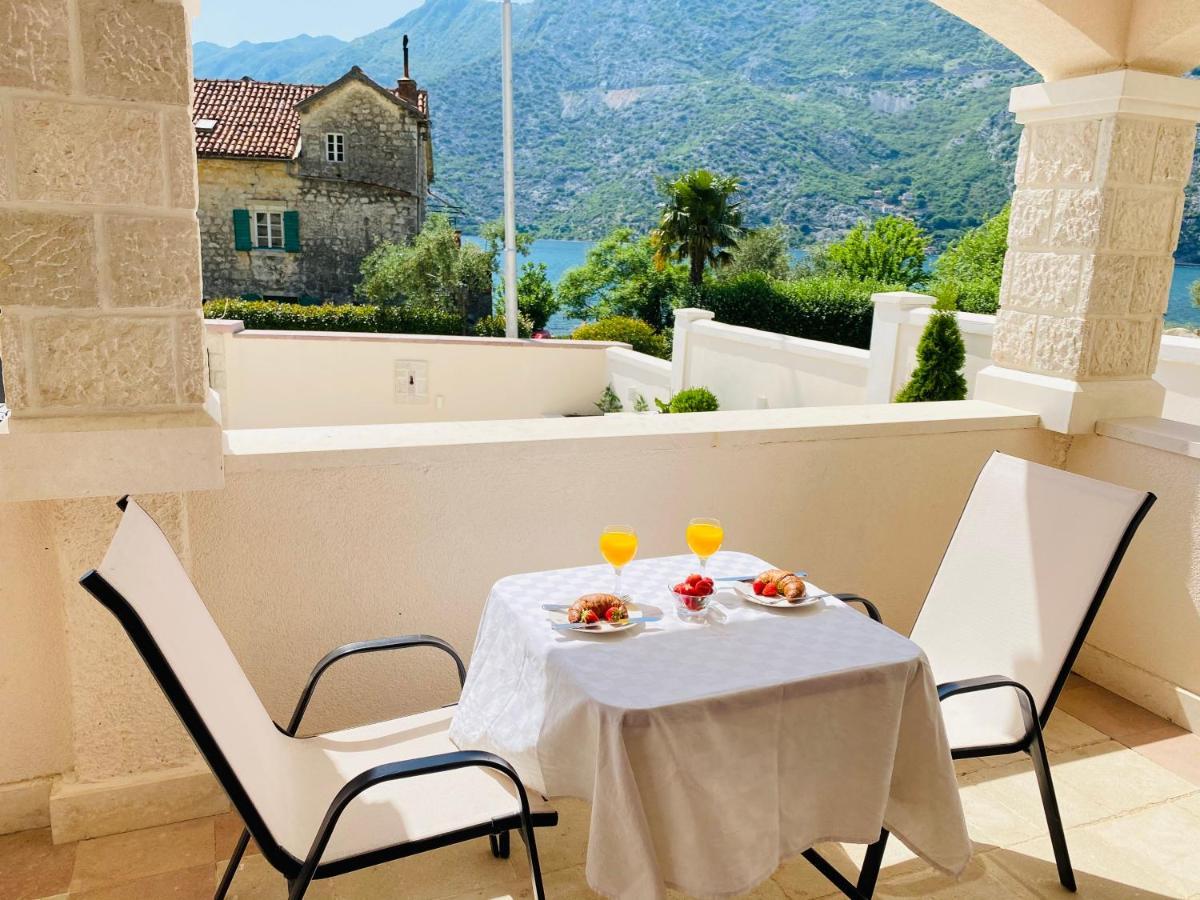 Villa Blanca Risan Buitenkant foto