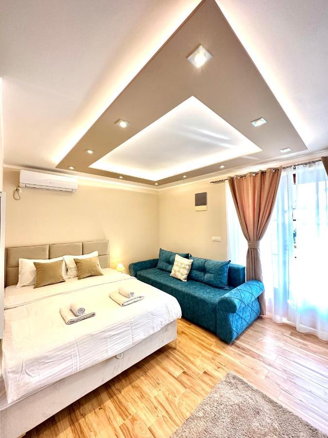 Villa Blanca Risan Buitenkant foto
