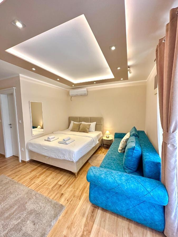 Villa Blanca Risan Buitenkant foto